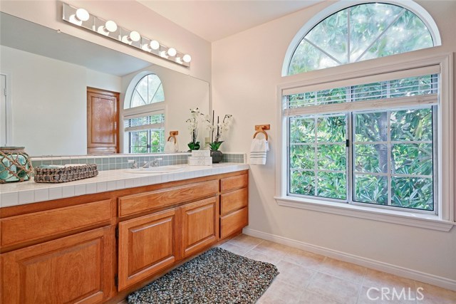 2311 Mathews Avenue, Redondo Beach, California 90278, 3 Bedrooms Bedrooms, ,2 BathroomsBathrooms,Residential,Sold,Mathews,SB17258751