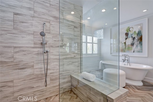 2905 Maple Avenue, Manhattan Beach, California 90266, 4 Bedrooms Bedrooms, ,3 BathroomsBathrooms,Residential,Sold,Maple,SB21079854