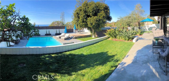 2805 Palos Verdes Drive, Palos Verdes Estates, California 90274, 4 Bedrooms Bedrooms, ,3 BathroomsBathrooms,Residential,Sold,Palos Verdes,TR18235441