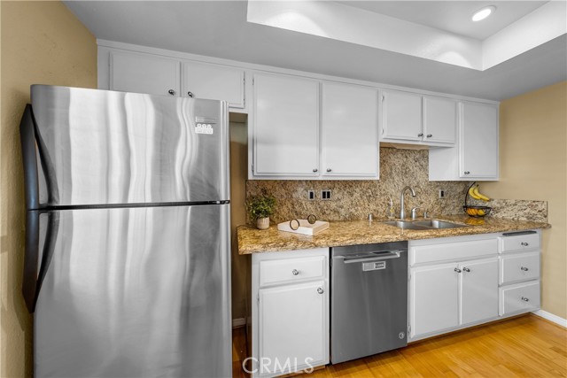 2510 Voorhees Avenue, Redondo Beach, California 90278, 2 Bedrooms Bedrooms, ,1 BathroomBathrooms,Residential,Sold,Voorhees,SB21140312