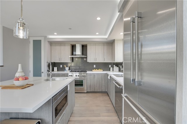 KITCHEN SS REFRIGERATOR