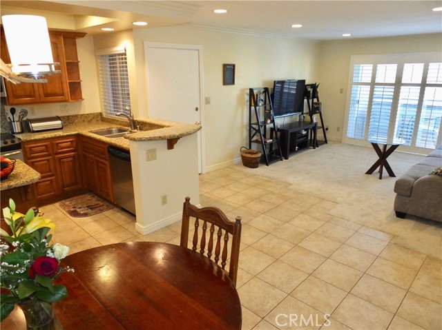 5927 Armaga Spring Road, Rancho Palos Verdes, California 90275, 2 Bedrooms Bedrooms, ,2 BathroomsBathrooms,Residential,Sold,Armaga Spring,PW21067597
