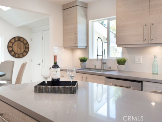 3616 Laurel Avenue, Manhattan Beach, California 90266, 3 Bedrooms Bedrooms, ,2 BathroomsBathrooms,Residential,Sold,Laurel,SB18252595