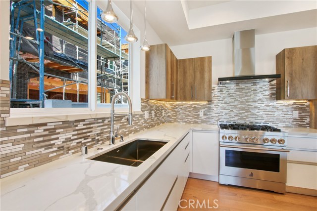 1914 Marshallfield Lane, Redondo Beach, California 90278, 4 Bedrooms Bedrooms, ,3 BathroomsBathrooms,Residential,Sold,Marshallfield,SB20122993