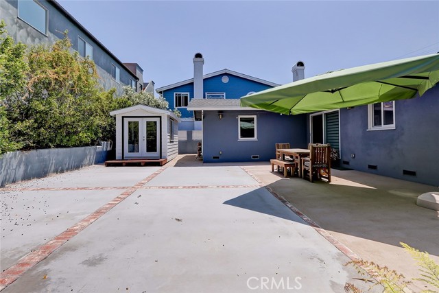 1101 7th Street, Hermosa Beach, California 90254, 3 Bedrooms Bedrooms, ,2 BathroomsBathrooms,Residential,Sold,7th,SB21135175