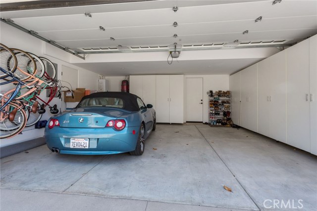 202 Irena Avenue, Redondo Beach, California 90277, 4 Bedrooms Bedrooms, ,3 BathroomsBathrooms,Residential,Sold,Irena,OC18171138