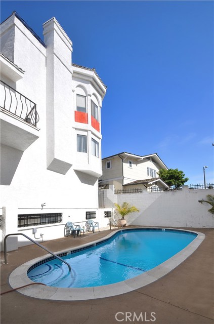 425 Catalina Avenue, Redondo Beach, California 90277, 3 Bedrooms Bedrooms, ,2 BathroomsBathrooms,Residential,Sold,Catalina,SB17123223