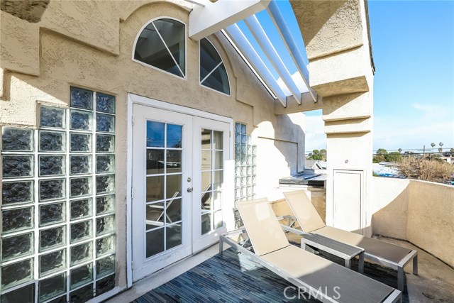 2121 Plant Avenue, Redondo Beach, California 90278, 4 Bedrooms Bedrooms, ,1 BathroomBathrooms,Residential,Sold,Plant,SB21007789