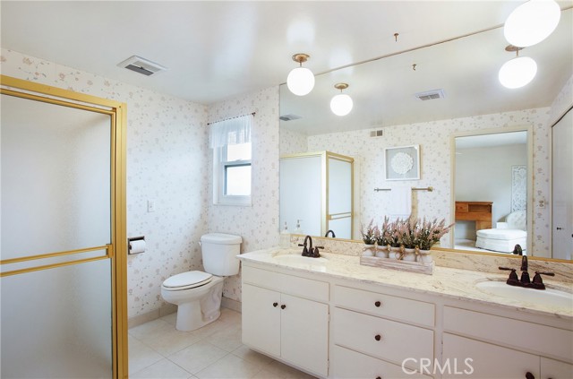 Very spacious master bath with dual vanities