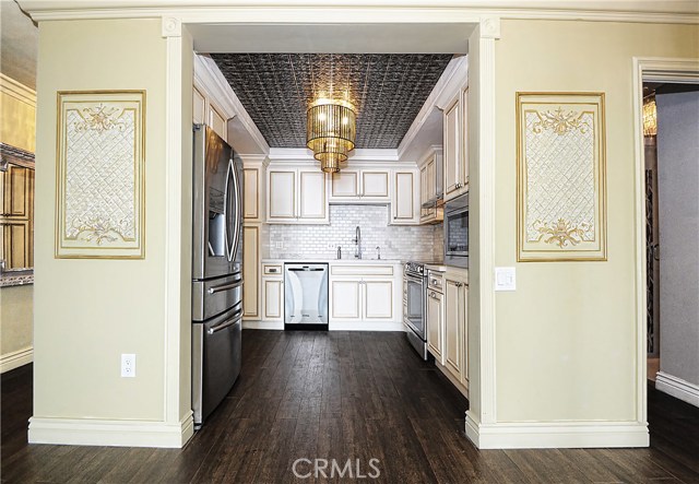 Gorgeous remodeled kitchen