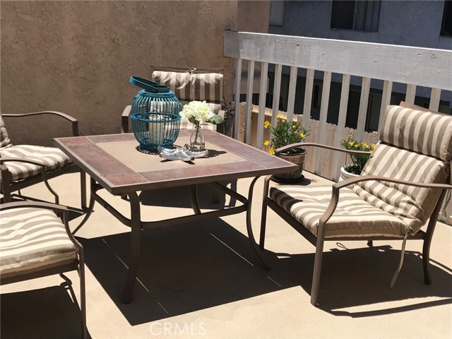 2521 Voorhees Avenue, Redondo Beach, California 90278, 3 Bedrooms Bedrooms, ,2 BathroomsBathrooms,Residential,Sold,Voorhees,SB17110279