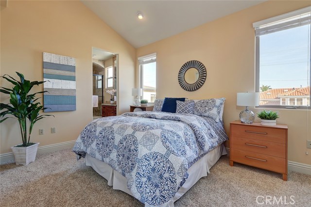 2021 Gates Avenue, Redondo Beach, California 90278, 4 Bedrooms Bedrooms, ,3 BathroomsBathrooms,Residential,Sold,Gates,SB18274238