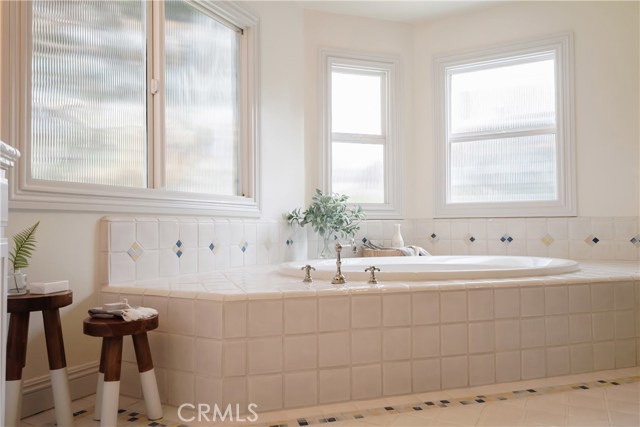 653 26th Street, Manhattan Beach, California 90266, 5 Bedrooms Bedrooms, ,3 BathroomsBathrooms,Residential,Sold,26th,SB20212794