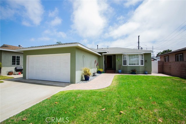 2702 Spreckels Lane, Redondo Beach, California 90278, 3 Bedrooms Bedrooms, ,1 BathroomBathrooms,Residential,Sold,Spreckels,PV20124448