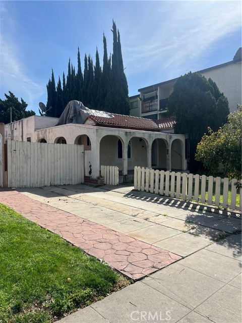 feature listing property photo