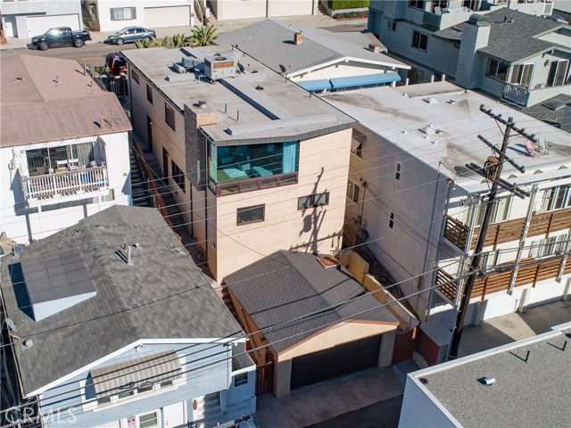 1641 Manhattan Avenue, Hermosa Beach, California 90254, ,Residential Income,Sold,Manhattan,SB19170124