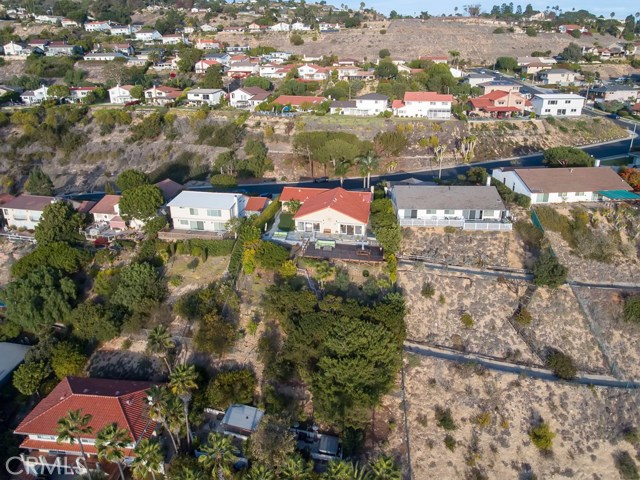 3432 Seaglen Drive, Rancho Palos Verdes, California 90275, 4 Bedrooms Bedrooms, ,2 BathroomsBathrooms,Residential,Sold,Seaglen,PV18279645