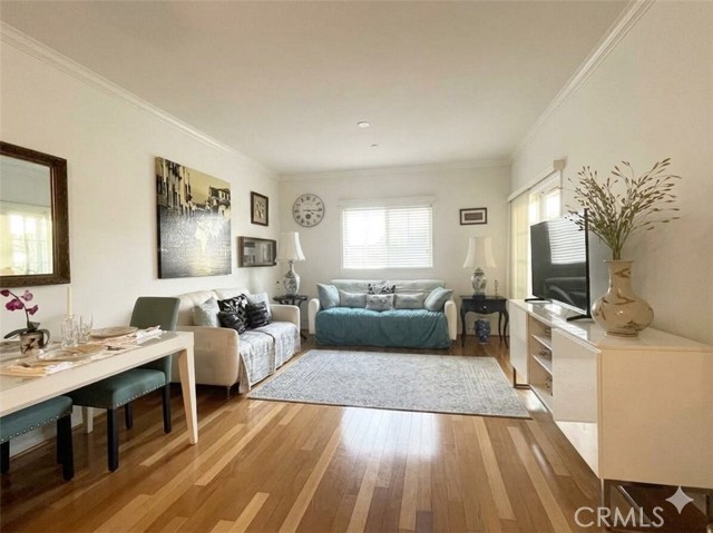 feature listing property photo