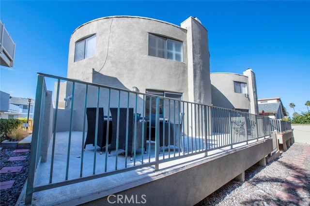 610 Guadalupe Avenue, Redondo Beach, California 90277, 3 Bedrooms Bedrooms, ,3 BathroomsBathrooms,Residential,Sold,Guadalupe,IN18242936