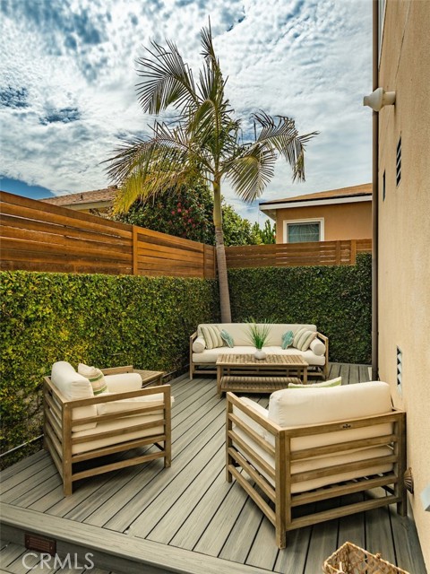 2122 Harriman Lane, Redondo Beach, California 90278, 3 Bedrooms Bedrooms, ,1 BathroomBathrooms,Residential,Sold,Harriman,SB21082053