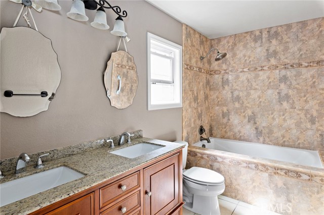 1726 Speyer Lane, Redondo Beach, California 90278, 3 Bedrooms Bedrooms, ,2 BathroomsBathrooms,Residential,Sold,Speyer,SB20058178