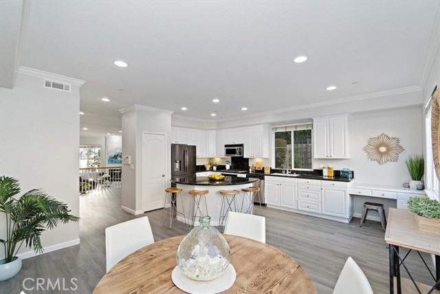 630 Meyer Lane, Redondo Beach, California 90278, 3 Bedrooms Bedrooms, ,2 BathroomsBathrooms,Residential,Sold,Meyer,SB21106616