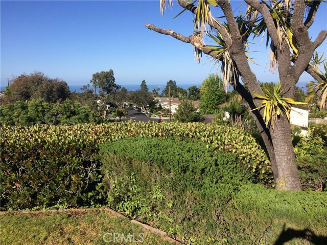 28405 Trailriders Drive, Rancho Palos Verdes, California 90275, 5 Bedrooms Bedrooms, ,3 BathroomsBathrooms,Residential,Sold,Trailriders,PV17117007