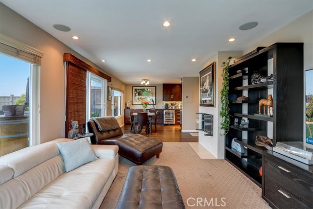 Note the dual pane picture windows and dual pane  sliding glass doors!