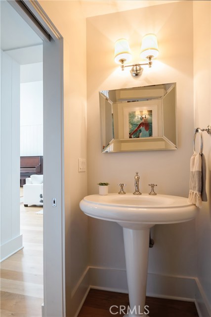 653 26th Street, Manhattan Beach, California 90266, 5 Bedrooms Bedrooms, ,3 BathroomsBathrooms,Residential,Sold,26th,SB20212794