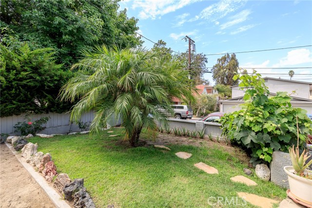 2702 Nelson Avenue, Redondo Beach, California 90278, 2 Bedrooms Bedrooms, ,1 BathroomBathrooms,Residential,Sold,Nelson,SB19188845