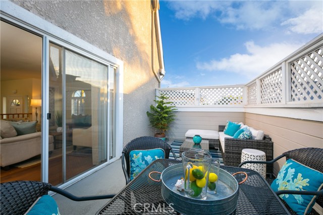 Large balcony off of living room