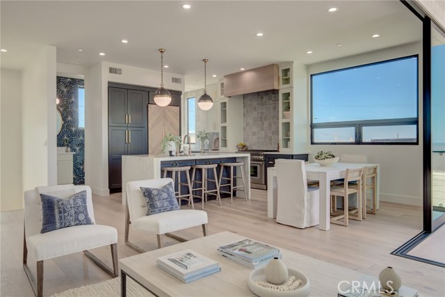 124 39th Street, Manhattan Beach, California 90266, 3 Bedrooms Bedrooms, ,2 BathroomsBathrooms,Residential,Sold,39th,SB20089804