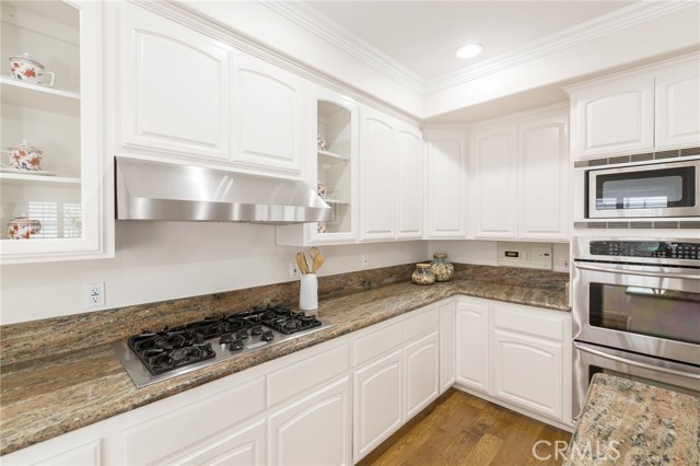 2515 Voorhees Avenue, Redondo Beach, California 90278, 4 Bedrooms Bedrooms, ,4 BathroomsBathrooms,Residential,Sold,Voorhees,SB18062969