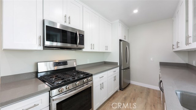 2614 Alvord Lane, Redondo Beach, California 90278, 3 Bedrooms Bedrooms, ,2 BathroomsBathrooms,Residential,Sold,Alvord,PV21014455