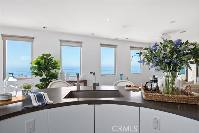 315 Gull Street, Manhattan Beach, California 90266, 4 Bedrooms Bedrooms, ,3 BathroomsBathrooms,Residential,Sold,Gull,SB21098673