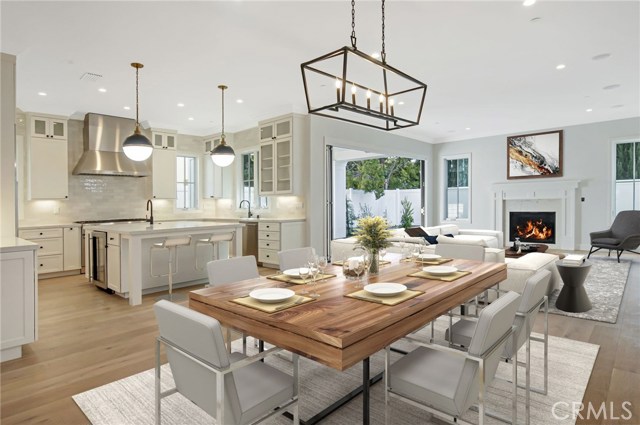 Open floor plan with true indoor/outdoor living. Tall ceilings.