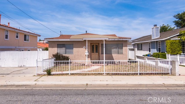 1931 Voorhees Avenue, Redondo Beach, California 90278, 4 Bedrooms Bedrooms, ,2 BathroomsBathrooms,Residential,Sold,Voorhees,SB17090969