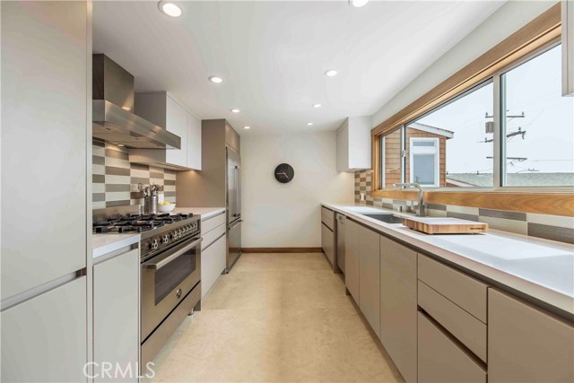 4222 Ocean Drive, Manhattan Beach, California 90266, 2 Bedrooms Bedrooms, ,2 BathroomsBathrooms,Residential,Sold,Ocean,SB20168937