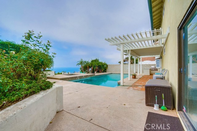 3726 Coolheights Drive, Rancho Palos Verdes, California 90275, 5 Bedrooms Bedrooms, ,3 BathroomsBathrooms,Residential,Sold,Coolheights,TR20221667