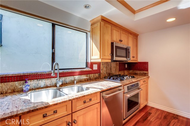 1729 Steinhart Avenue, Redondo Beach, California 90278, 3 Bedrooms Bedrooms, ,2 BathroomsBathrooms,Residential,Sold,Steinhart,SB19212753