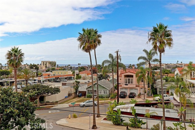 230 Guadalupe Avenue, Redondo Beach, California 90277, 2 Bedrooms Bedrooms, ,1 BathroomBathrooms,Residential,Sold,Guadalupe,SB17248817