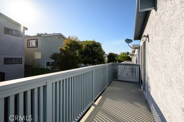 1521 Goodman Avenue, Redondo Beach, California 90278, 3 Bedrooms Bedrooms, ,2 BathroomsBathrooms,Residential,Sold,Goodman,SB19211403