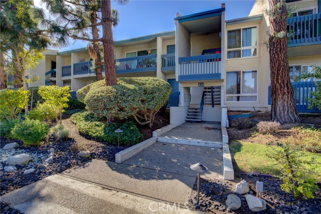 631 Prospect Avenue, Redondo Beach, California 90277, 2 Bedrooms Bedrooms, ,2 BathroomsBathrooms,Residential,Sold,Prospect,SB21042569