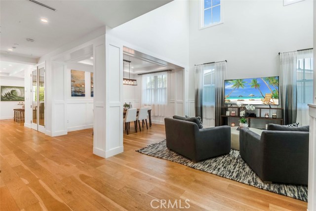 2113 Chestnut Avenue, Manhattan Beach, California 90266, 5 Bedrooms Bedrooms, ,5 BathroomsBathrooms,Residential,Sold,Chestnut,SB20195476