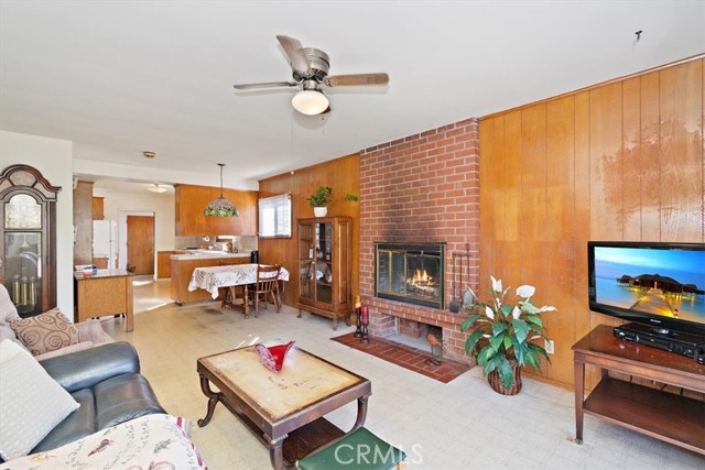 419 Avenue F, Redondo Beach, California 90277, 3 Bedrooms Bedrooms, ,2 BathroomsBathrooms,Residential,Sold,Avenue F,PV21173428