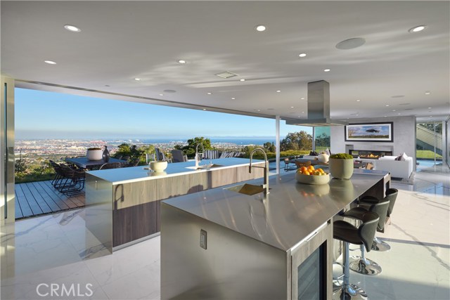 2822 Colt Road, Rancho Palos Verdes, California 90275, 5 Bedrooms Bedrooms, ,7 BathroomsBathrooms,Residential,Sold,Colt,SB19018833