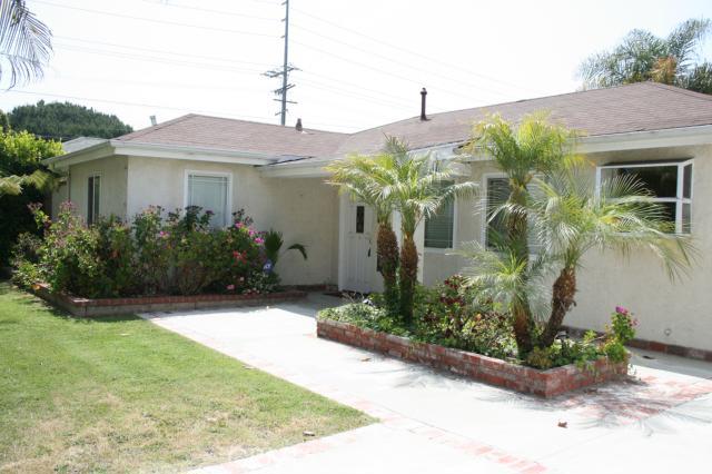 2616 182nd, Redondo Beach, California 90278, 3 Bedrooms Bedrooms, ,2 BathroomsBathrooms,Residential,Sold,182nd,S12068641