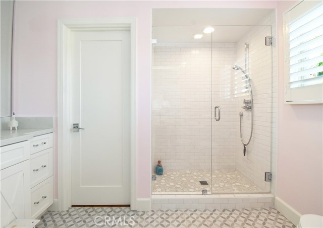 32 Harbor Sight Drive, Rolling Hills Estates, California 90274, 6 Bedrooms Bedrooms, ,2 BathroomsBathrooms,Residential,Sold,Harbor Sight,PV20212082