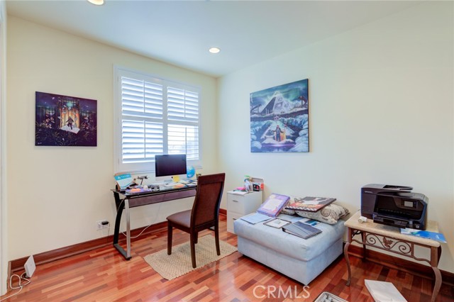 1303 Rindge Lane, Redondo Beach, California 90278, 4 Bedrooms Bedrooms, ,3 BathroomsBathrooms,Residential,Sold,Rindge,SB21073831