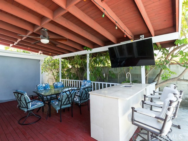2031 Summerland Street, Rancho Palos Verdes, California 90275, 4 Bedrooms Bedrooms, ,2 BathroomsBathrooms,Residential,Sold,Summerland,PV17156760